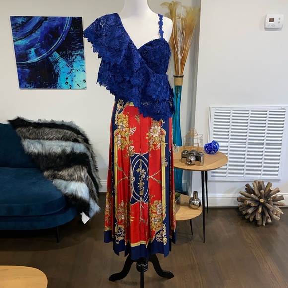 Alice & Olivia Saba Ruffle One Shoulder Top - Picture 5 of 10